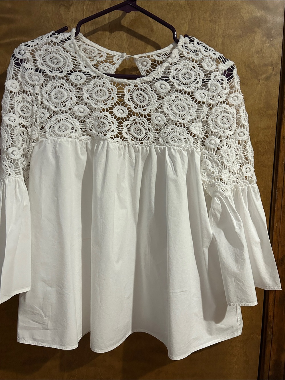 Women’s White Crochet Yoke Babydoll Top -Excellent Condition